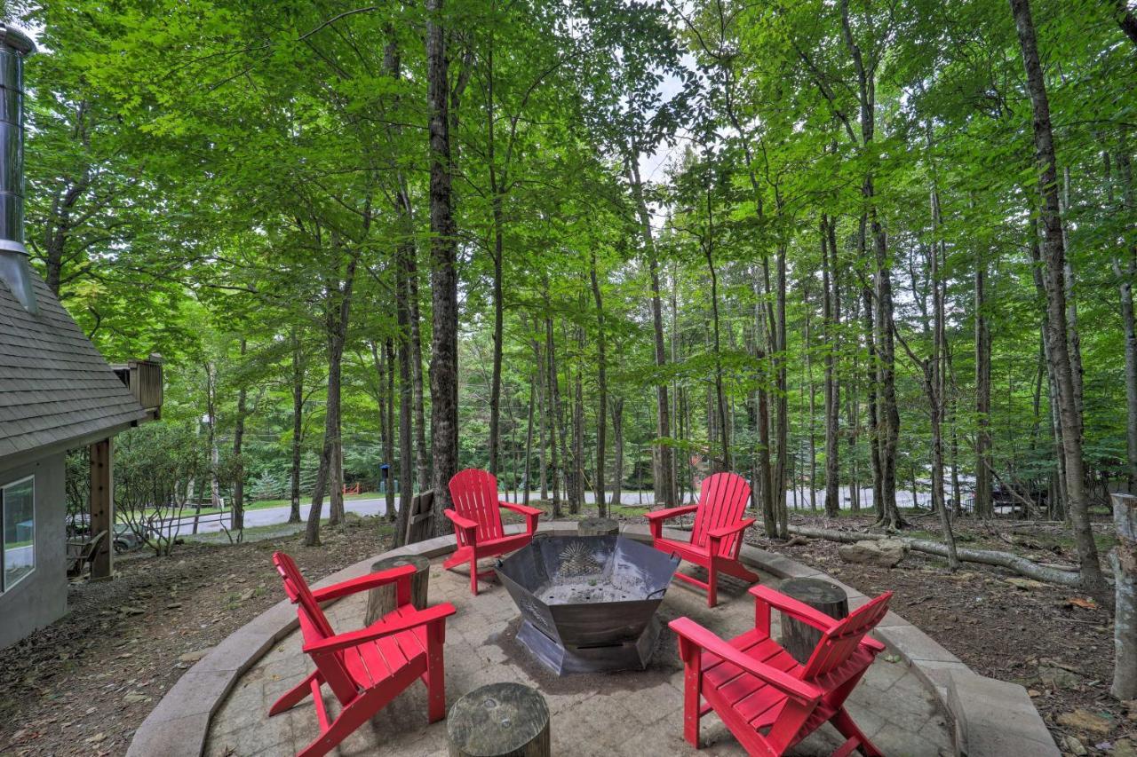 A-Frame Cabin With Hot Tub 1 Mi To Beech Mountain! Экстерьер фото