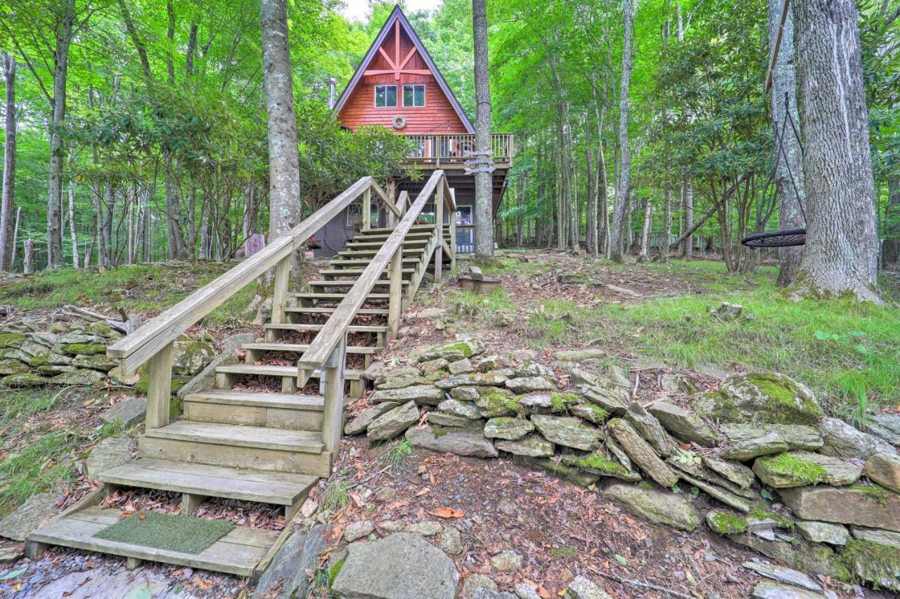 A-Frame Cabin With Hot Tub 1 Mi To Beech Mountain! Экстерьер фото