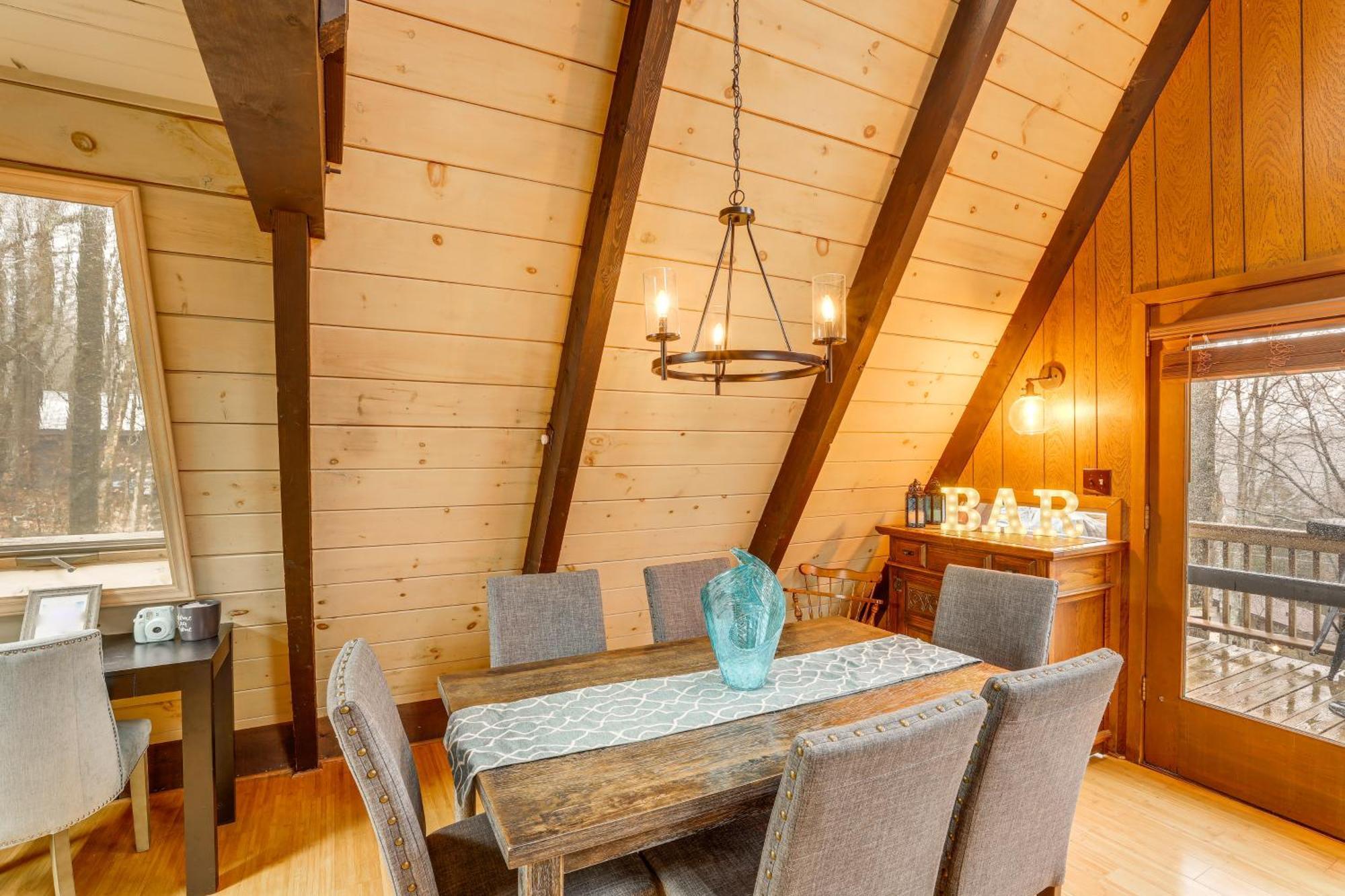 A-Frame Cabin With Hot Tub 1 Mi To Beech Mountain! Экстерьер фото